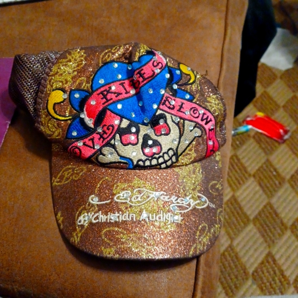 Ed Hardy cap.